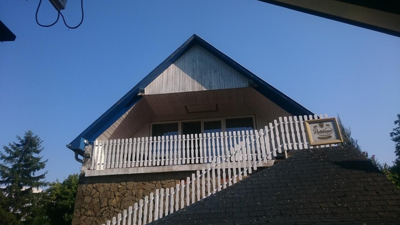 Piccolo Panzio Balatonfenyves Exterior photo